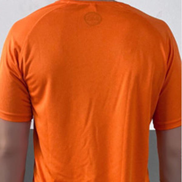 camiseta-tecnica-padel-hombre-orange-espalda camiseta técnica padel hombre orange