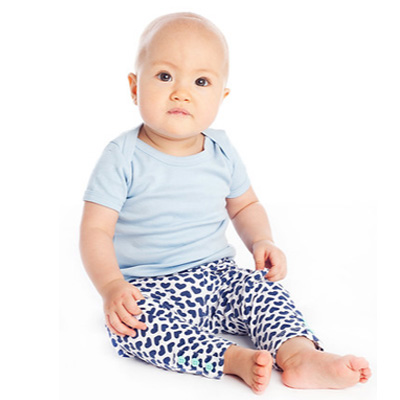 camiseta manga corta para bebé